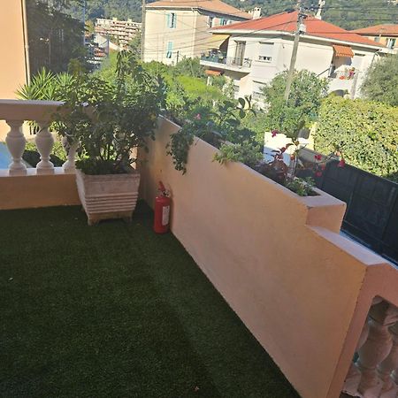 Studio 1 A La Trinite Proche De Nice, Monaco Et L'Italie Luaran gambar