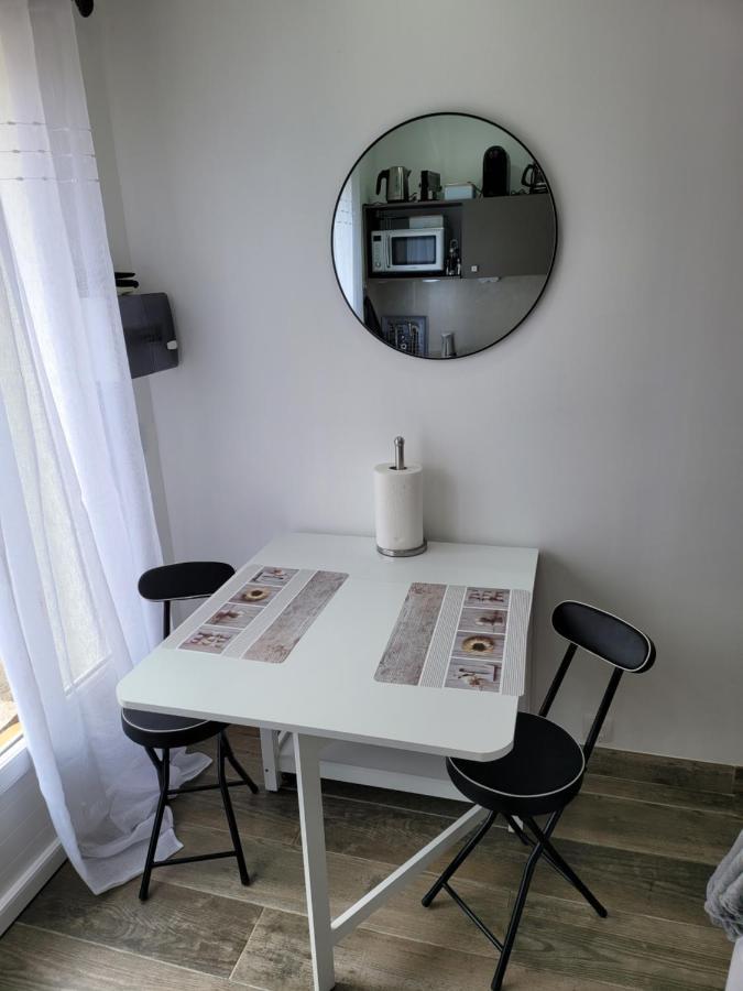 Studio 1 A La Trinite Proche De Nice, Monaco Et L'Italie Luaran gambar