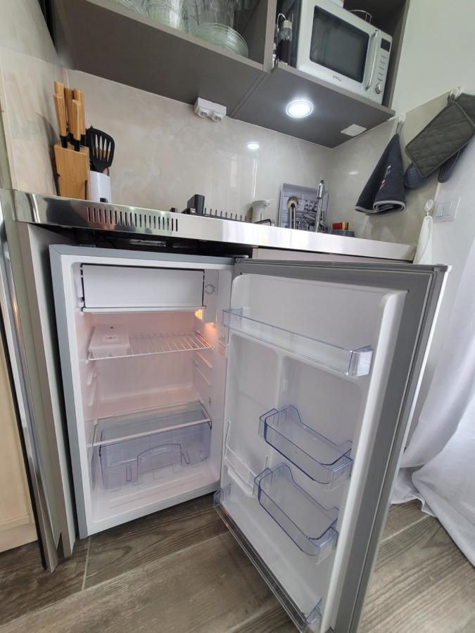 Studio 1 A La Trinite Proche De Nice, Monaco Et L'Italie Luaran gambar